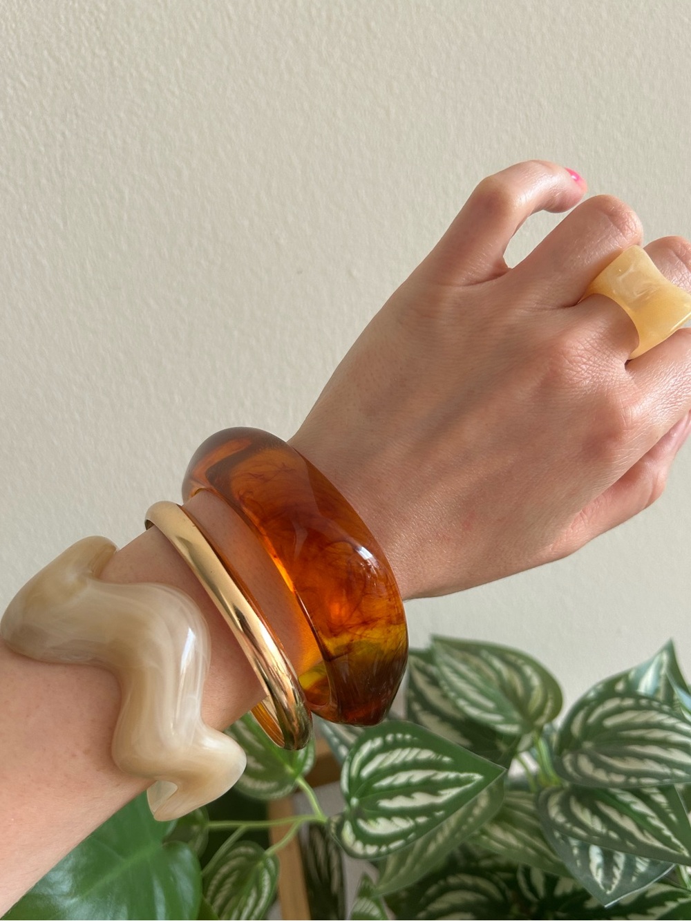 Resin Bangle Bracelet Trio in Amber, Cream & Gold with ring